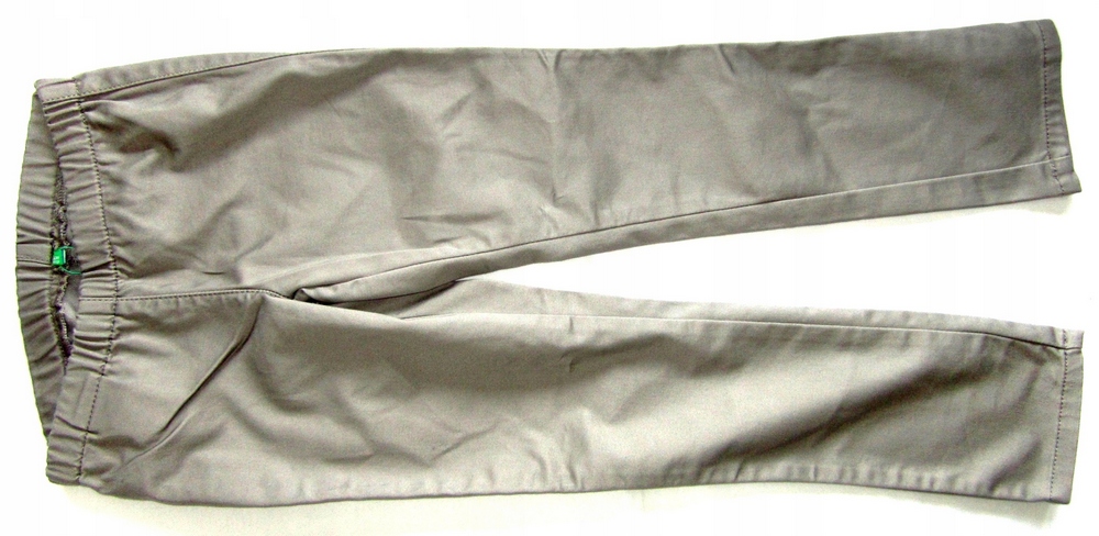 Benetton 120 materiálových nohavíc