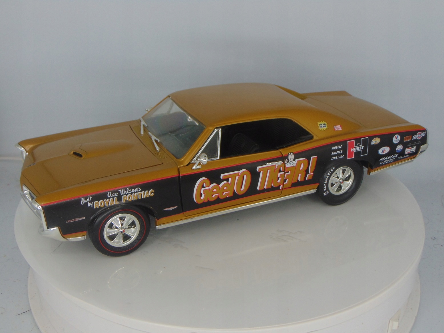 ERTL 1966 ACE WILSON GEETO TIGER PONTIAC GTO 1:18