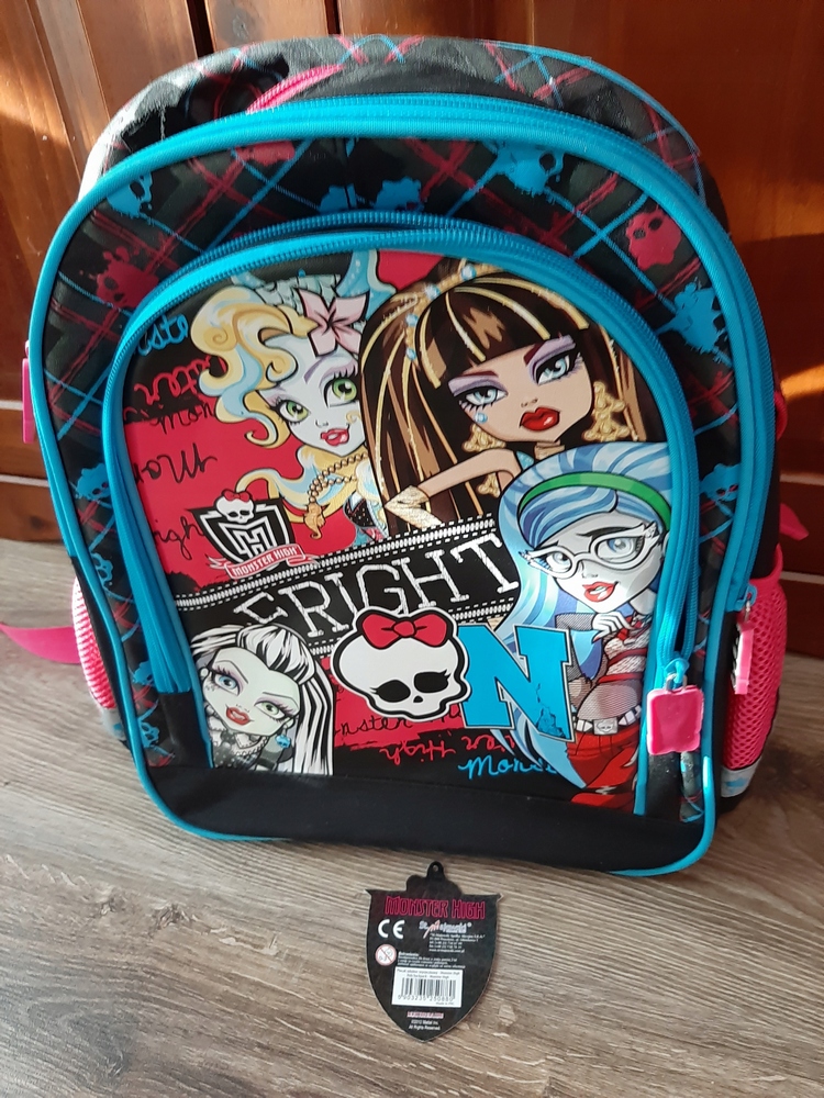 Predškolský batoh - Nová škola batoh Majewski Monstern High Class 1-3