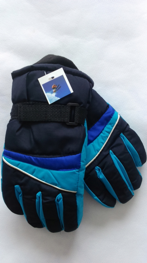 Päť rukavíc BK2223 152 Čierna, červená, šedá