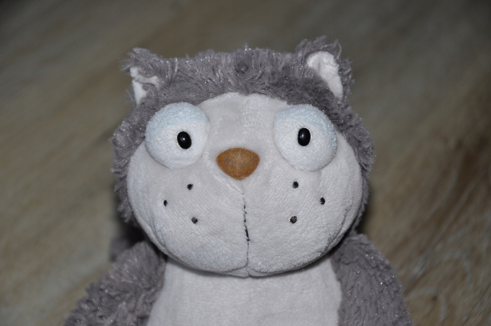 plyšové zvieratko maskot sivá mačka mačiatko nite 25 cm