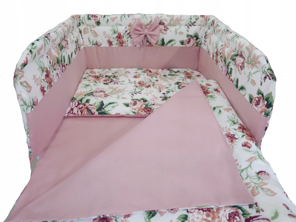 Drevená posteľ Aia 60 x 120 cm borovica