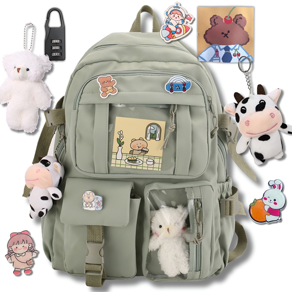Módny školský batoh s príveskami a ozdobnými gombíkmi vrátane zámku